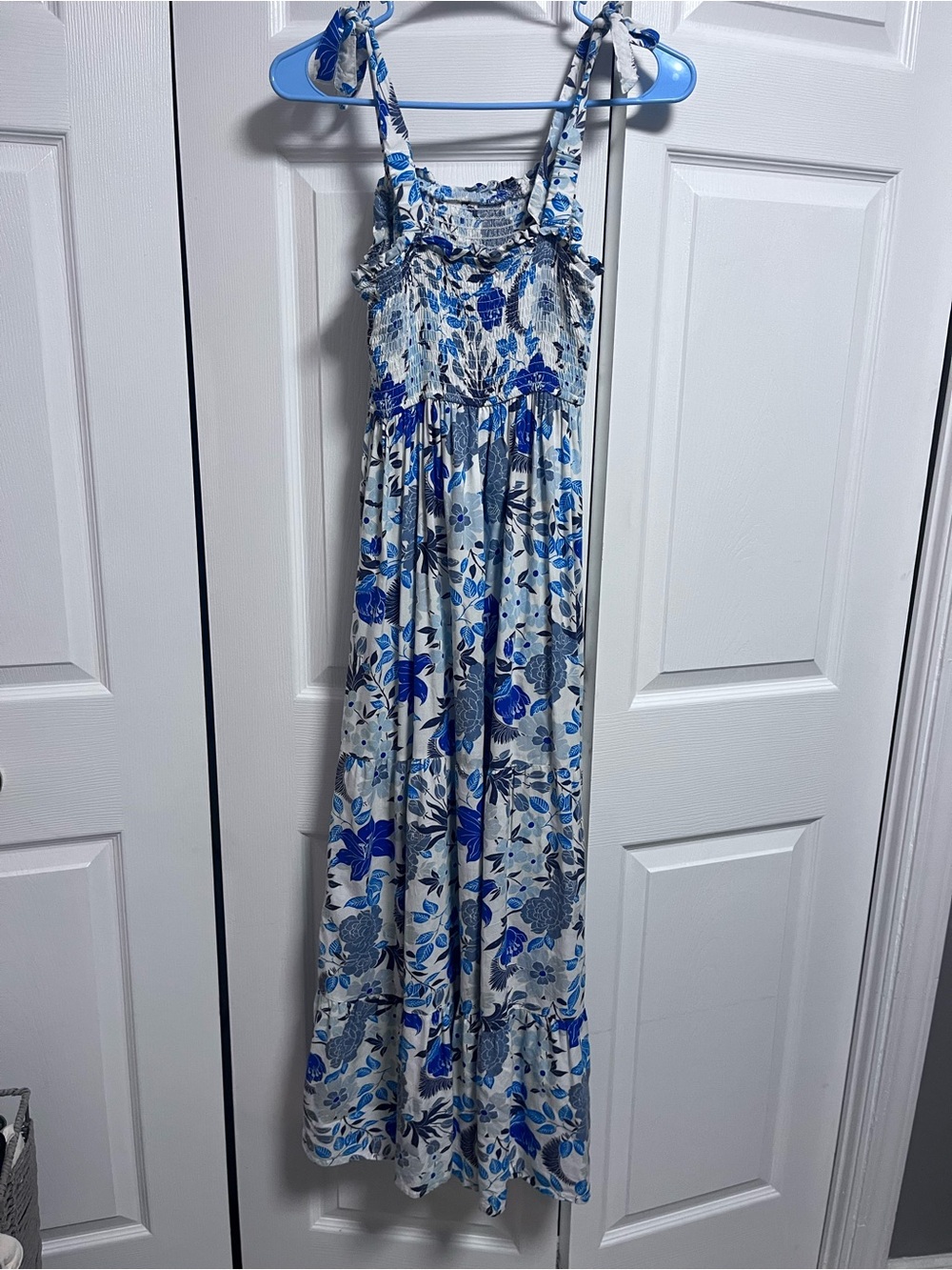 Blue Floral Maxi Sundress women’s XS